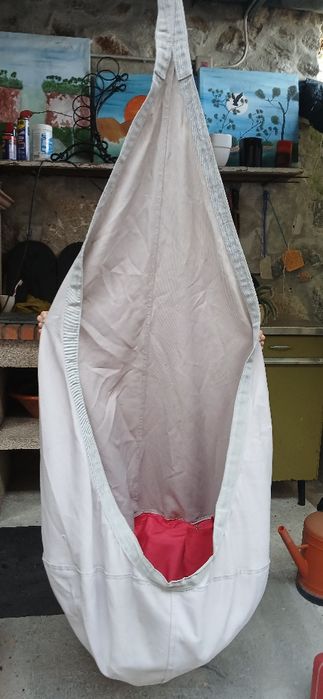 Baloiço suspenso para crianças