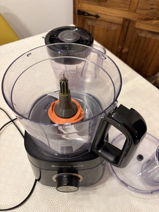 Processador Philips PowerChop 800W a funcionar perfeitamente