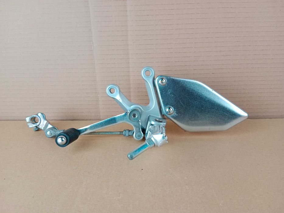 Yamaha YZF R3 Set Lewy Kierowcy Dźwignia Podnóżek Przód Przedni 15-18