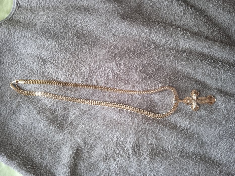 Продам мужскую цепочку з хрестиком