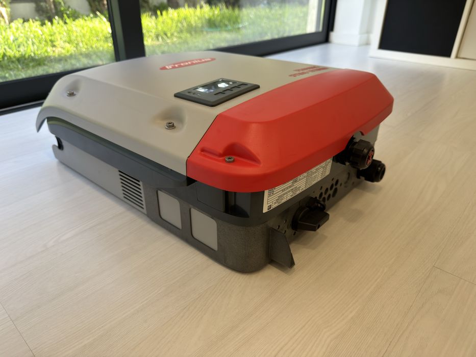 Inversor Solar Fotovoltaico Fronius Symo Hybrid 5 kW Trifásico