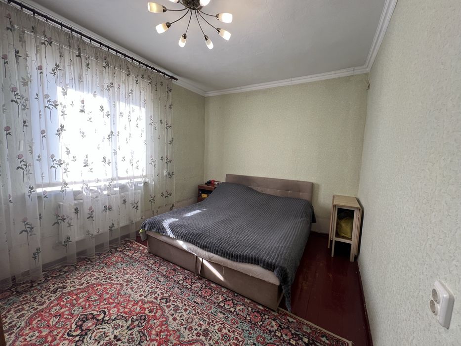 Продаж будинку у місті Сквира!
