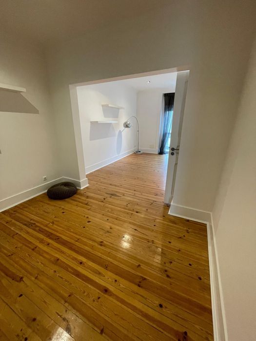 Apartamento T2+1 para Arrendamento – Campo de Ourique