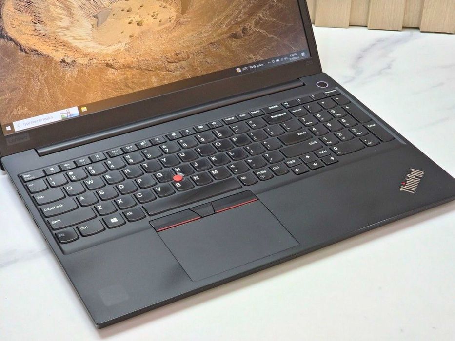Lenovo Octacore 15.6" i5/16GB/385Nvme classe Profissional