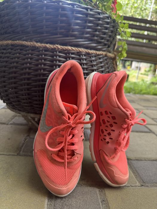 Кросівки Nike, кроси жіночі