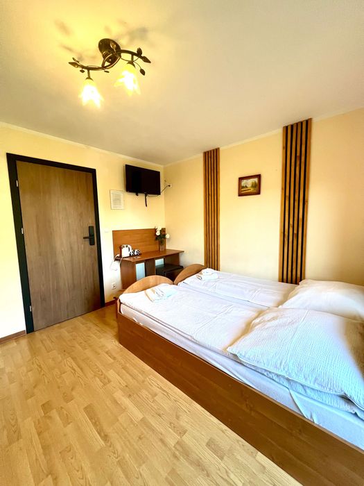 Pokoje Pod Sosnami, Termy 400m, Zniżki na Termy !