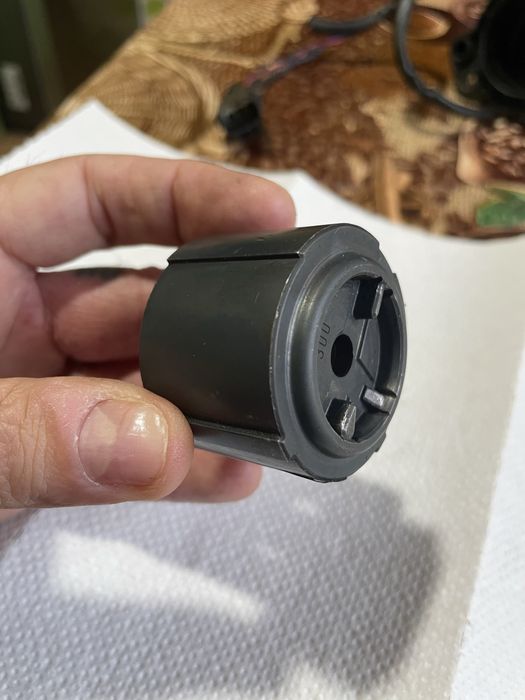 Запчасти на Вольво 2.4 бензин