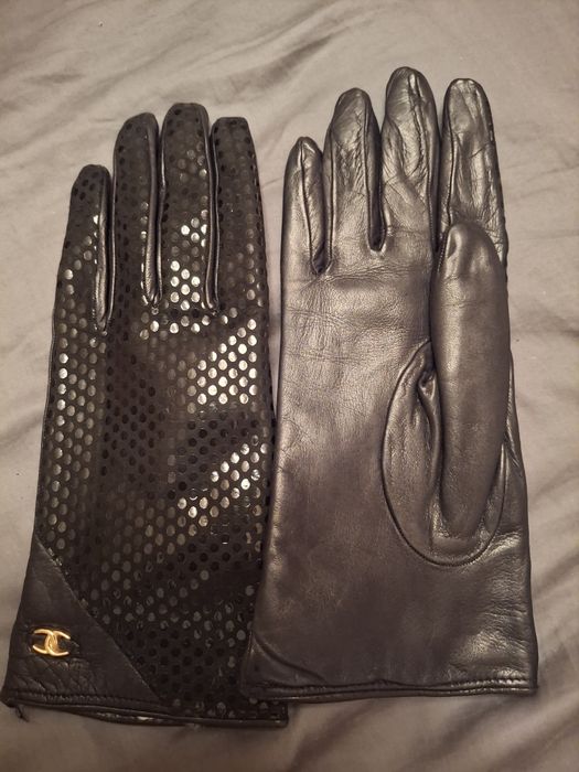 Печатки. Хустини. Ремінці. Маски