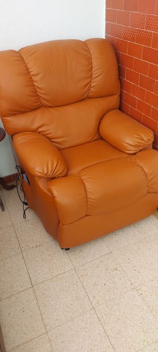 Sofá Individual com massagem e rebatimento eléctrico