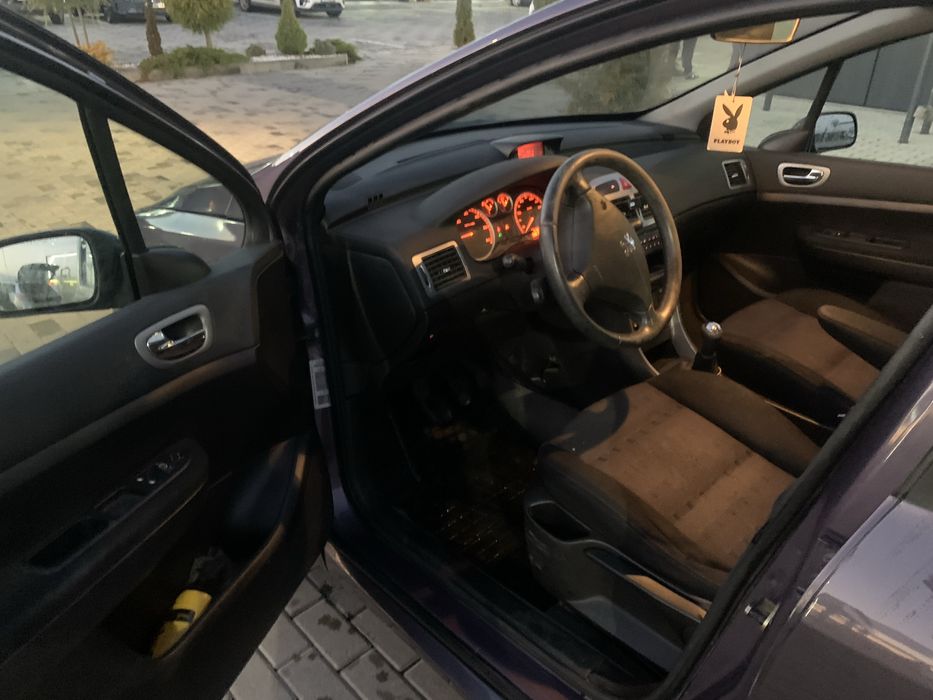 Продам авто марки Пежо 307 з надійним 2,0 дизельним двигуном
