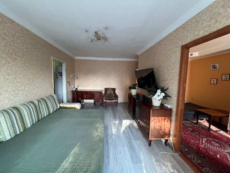 Пролам 3х кімнатну на Степана Бандери 52500$