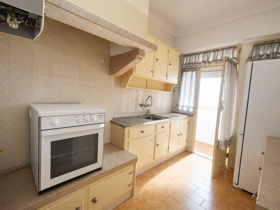 apartamento para arrendar em Benfica, proximo a Sete Rios, Jardim Zoológico