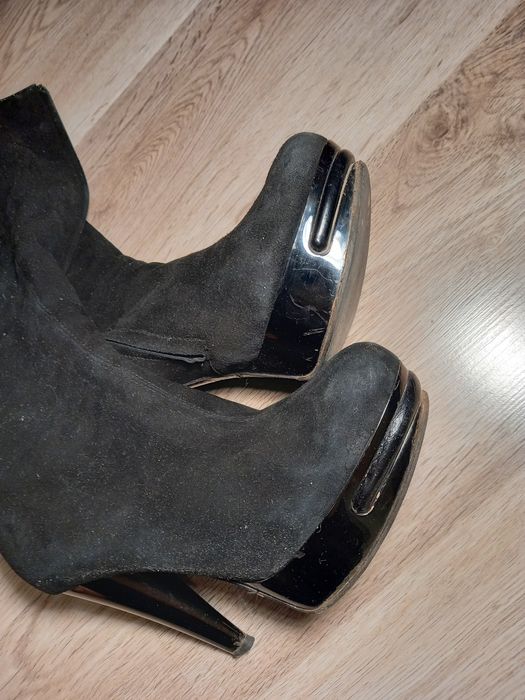 Зимові чоботи жіночі