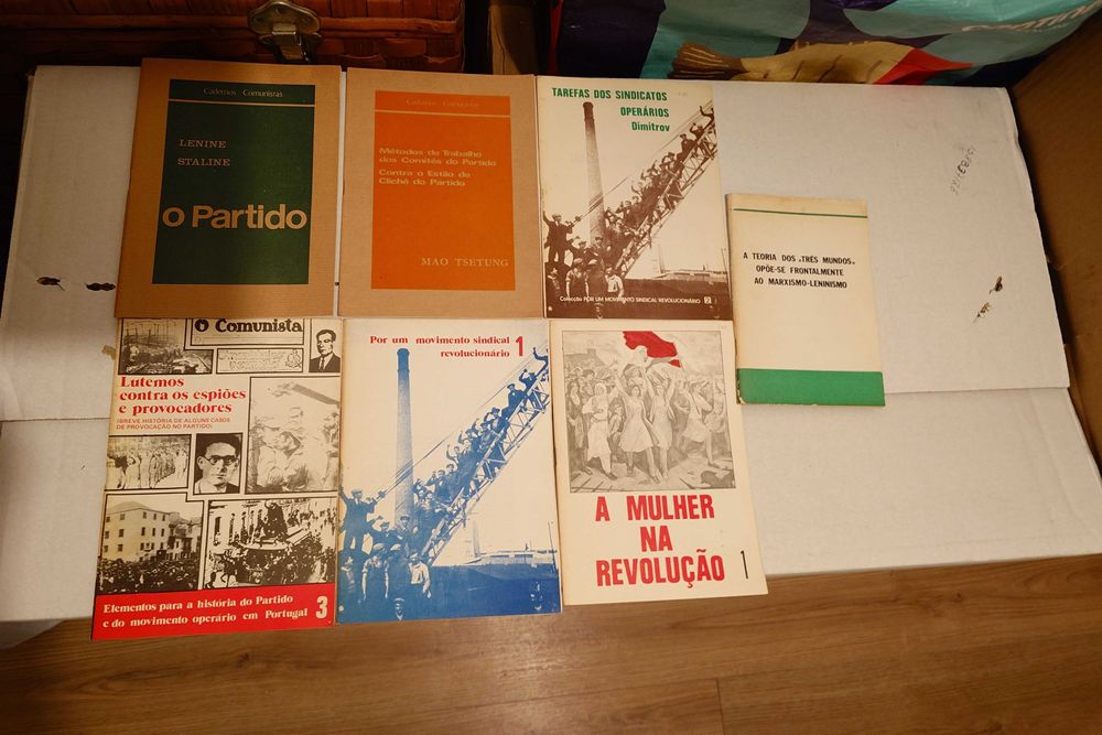 Publicações da “Editora Bandeira Vermelha”