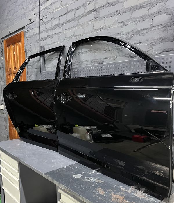 Двері передні праві задні праві Audi A4 B9 2016-2019 Allroad LY9T