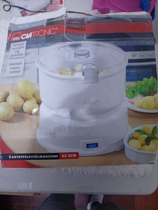 Maquina de descascar batatas  nova