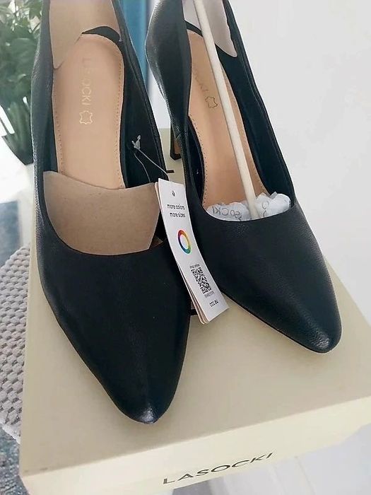 Eleganckie szpilki LASOCKI 37 – czarne, klasyka