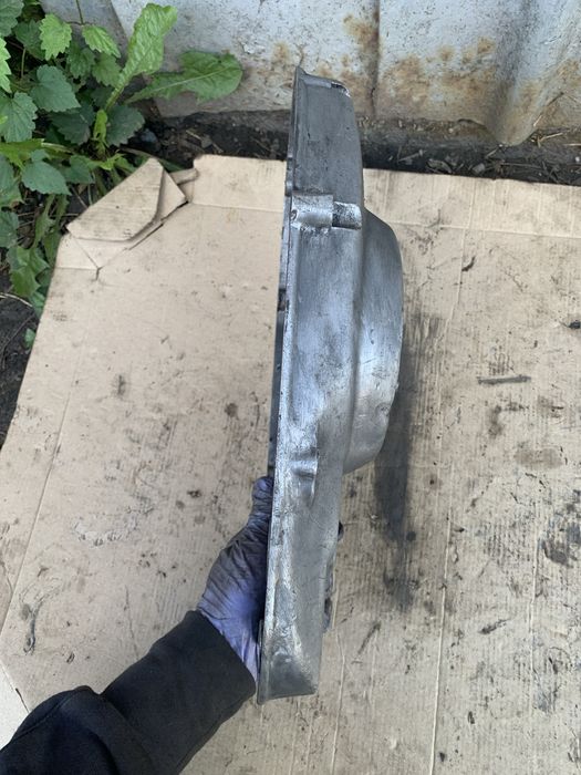 Кришка щеплення Иж Юпитер 3-01 ліва