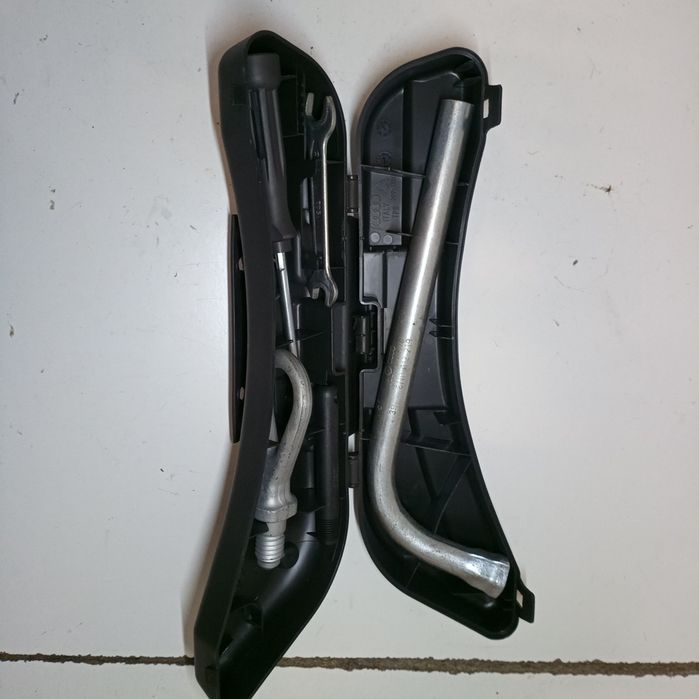 Kit de troca de pneu - AUDI A4 (8E2, B6) | 00 - 05