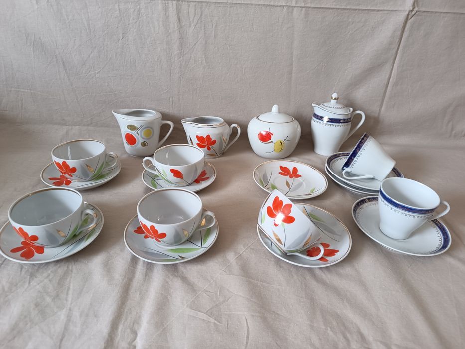 Чайный сервиз фарфоровый