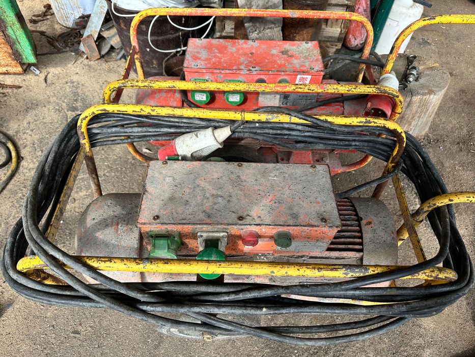 Перетворювач напруги