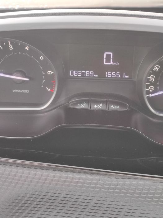 Nacional  versão style **83.000kms**