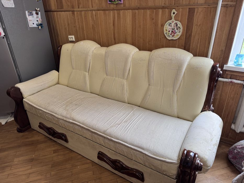 Продам розкладний  диван