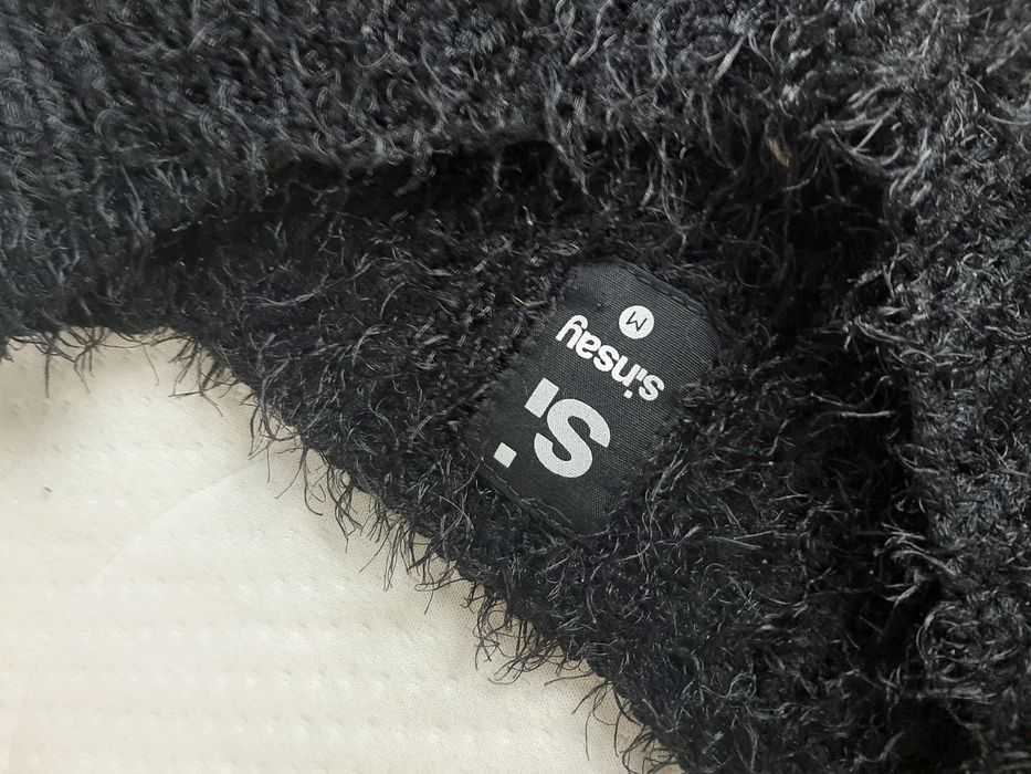 Czarny sweterek sweter