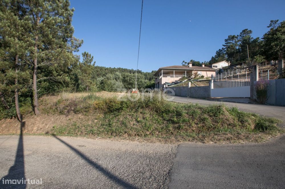 Terreno Urbano de 2433m2