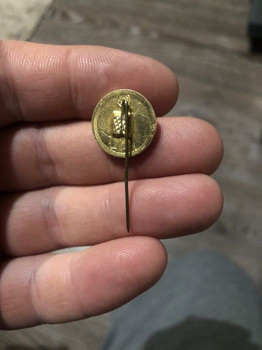 Продам значок булавку ссср