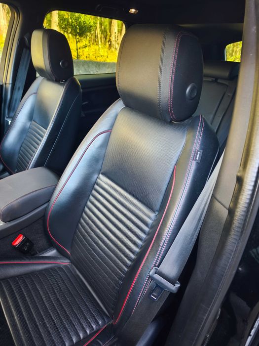 Land Rover Discovery sport P300e Rdynamic HSE