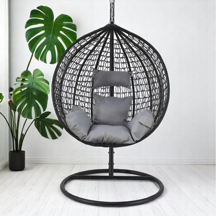 fotel wiszący, huśtawka kokon czarny z grafitowymi poduszkami kr23