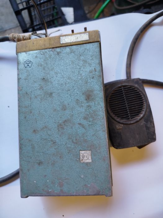 Продам радіо деталі, рація.