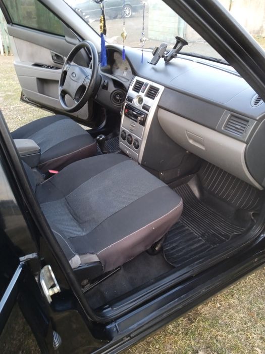 Продам гарну машину