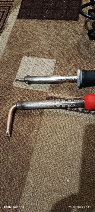 Продам 2 паяльника.