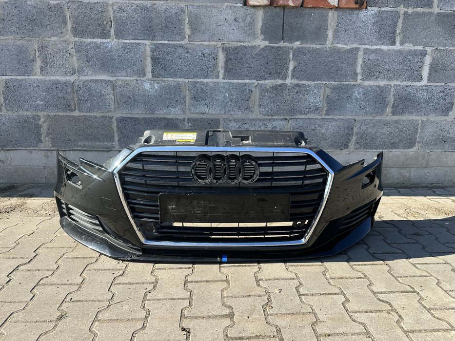 Zderzak z Grillem Audi A3 8v lift bez s-line Uszkodzony