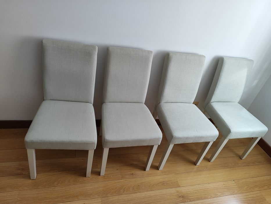 4 cadeiras bejes
