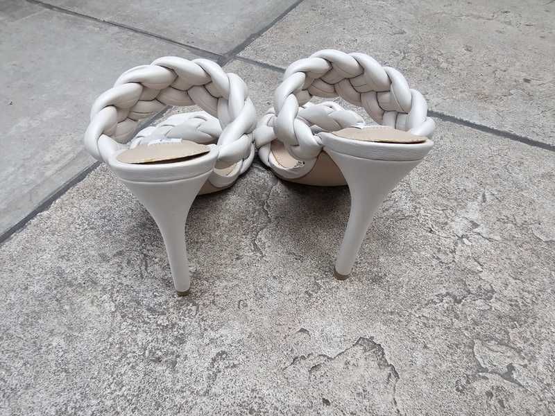 Klapki Steve Madden Kenley 38 (25,5cm)