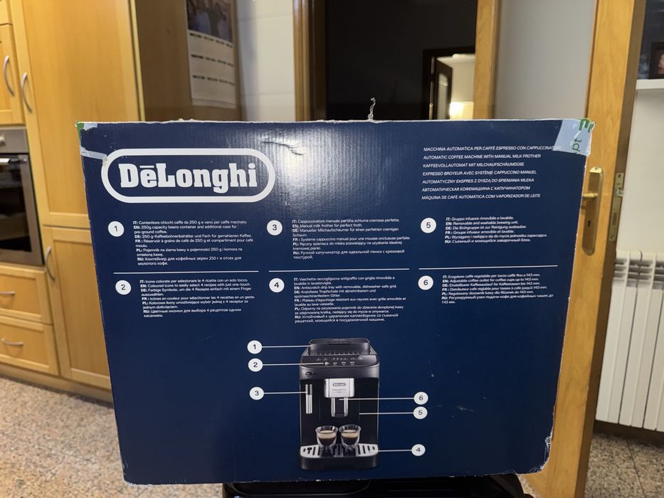 máquina de café automática De’Longhi Magnifica Evo - ECAM290.22.B