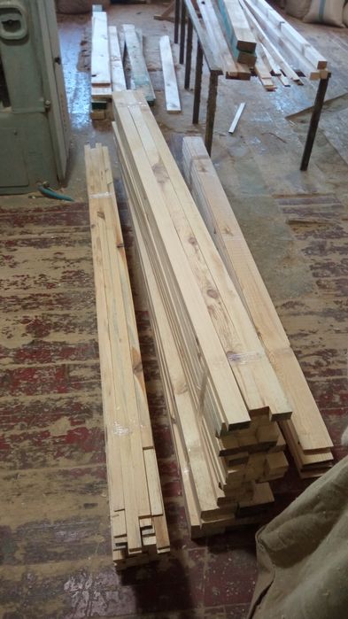 Продам брус рейку доска  толщина 25,30,40,50 длина 4-6 метров обрезная