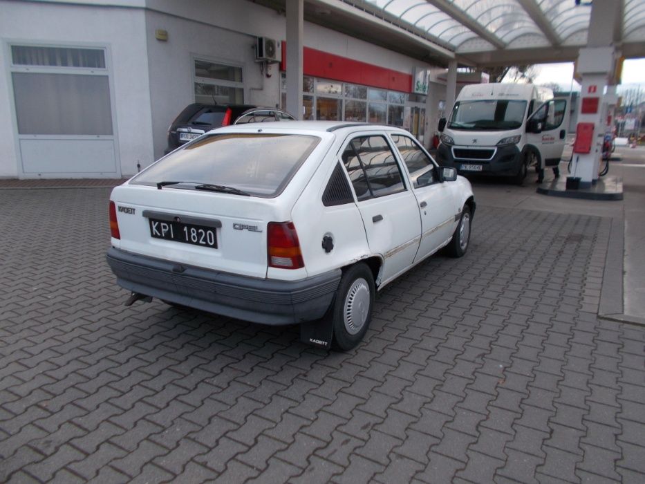 Drzwi Lewe Przednie Opel Kadet KOLOR BIAŁY