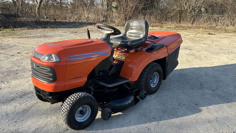 Kosiarka traktorek z koszem