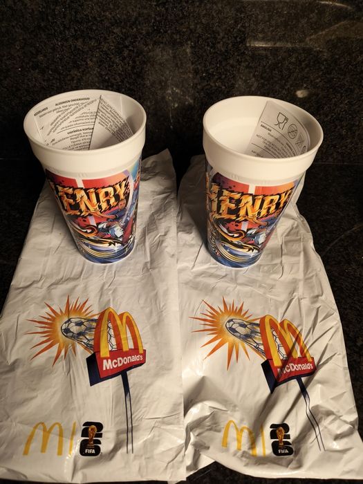 Troco copos McDonald's - Henry
