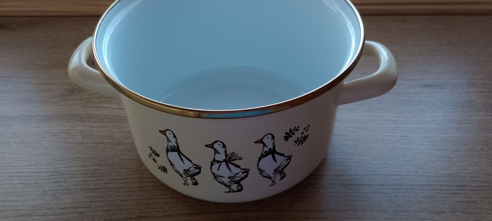 Garnek Emaliowany Floriana z pokrywką szklaną. Zestaw 4szt.