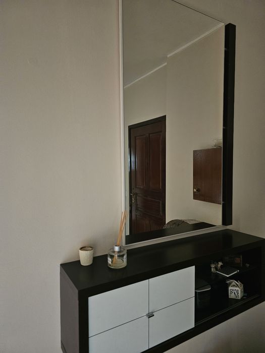 Móvel +espelho castanho