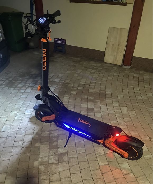 Hulajnoga elektryczna IWAFO