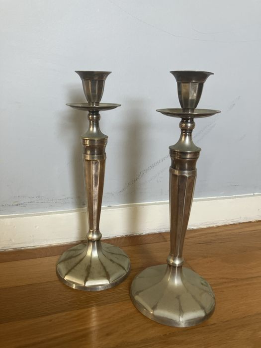 Casticais/ candelabro antigo, para velas.