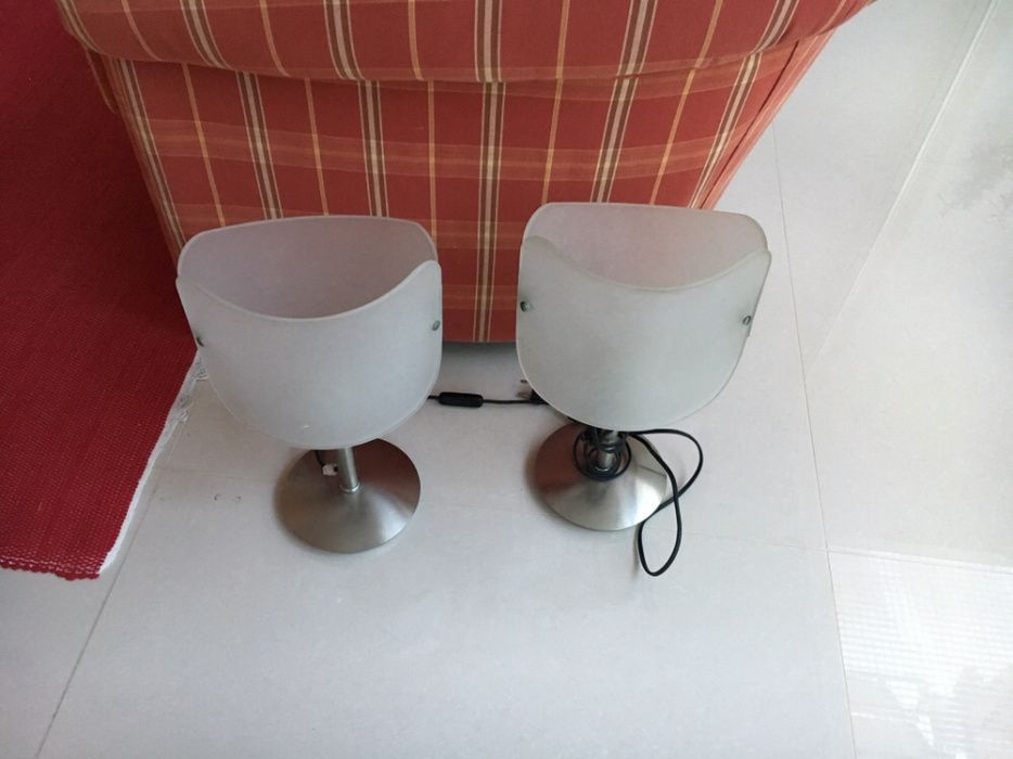 Vendo dois candeeiros