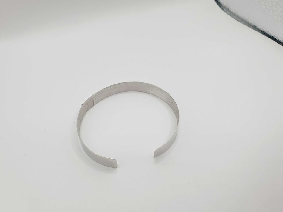 Elegancka bransoletka wykonana ze srebra próby .925