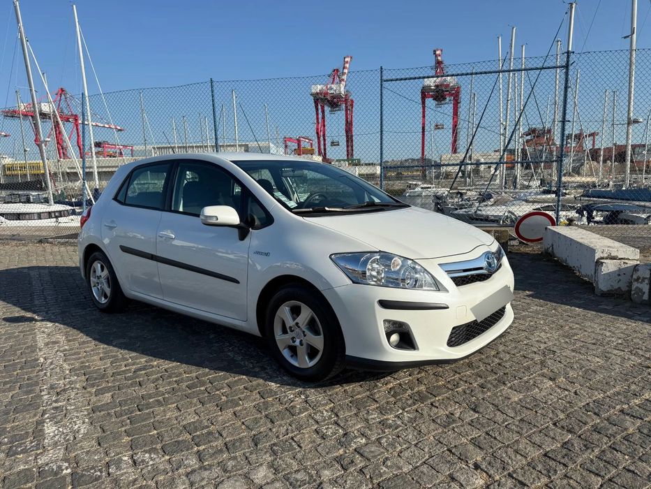 Toyota Auris 1.8 HSD